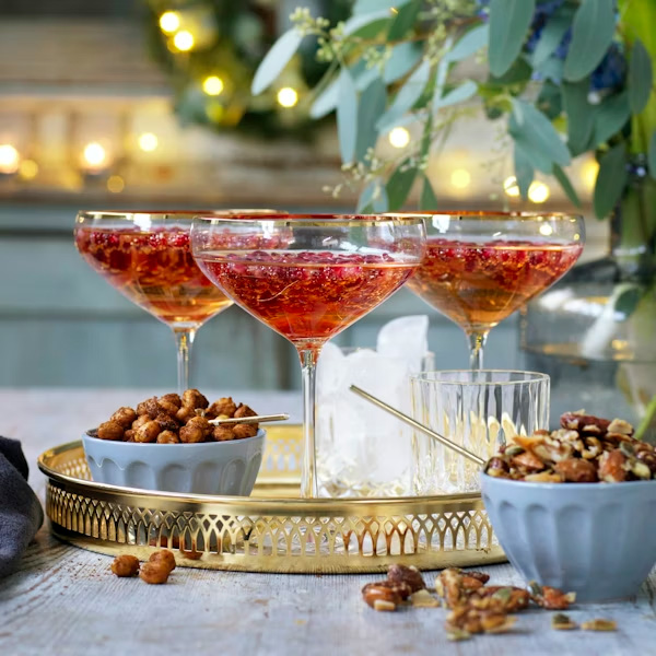 granatapple-och-citrusspritz Ästad vingård och restaurangen Logen.